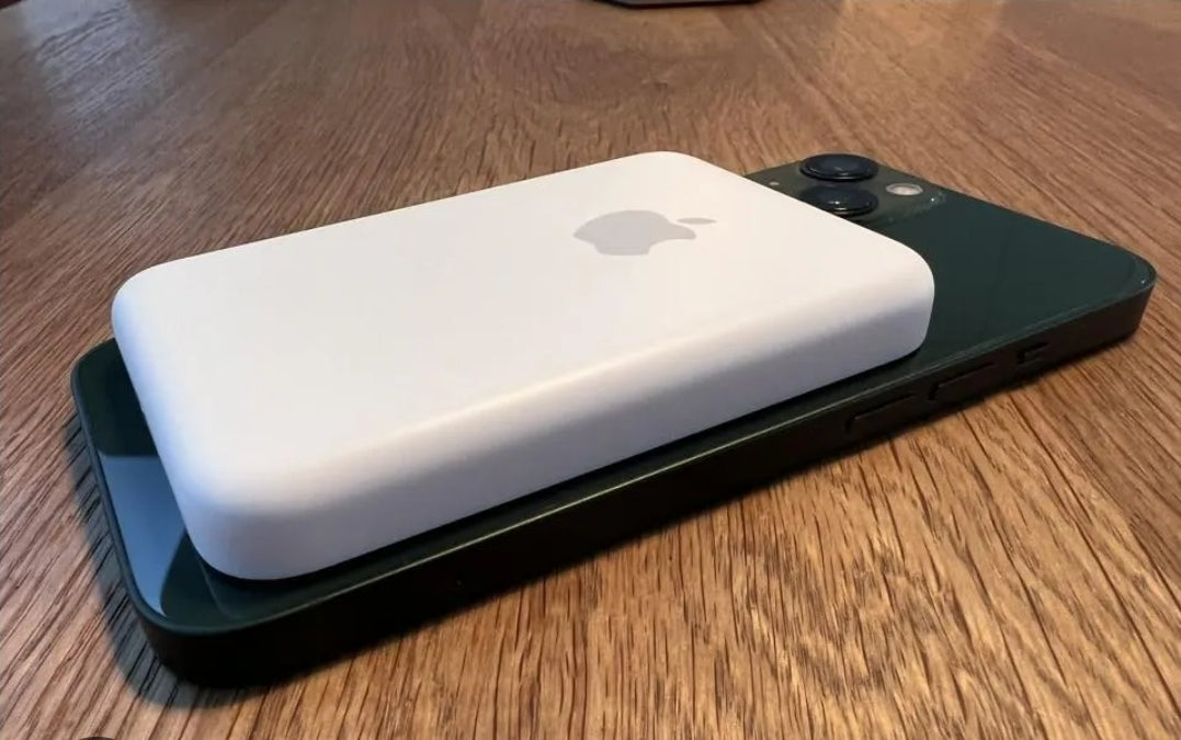Magsafe battery pack